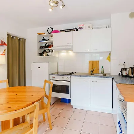 Charmante Climatisee A Narbonne-plage, Proche Mer, 6 Personnes, 3 Chambres, Parking Prive - Fr-1-409-120 * Narbonne-Plage
