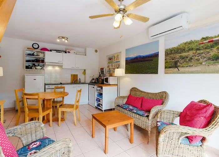 Charmante Climatisee A Narbonne-plage, Proche Mer, 6 Personnes, 3 Chambres, Parking Prive - Fr-1-409-120